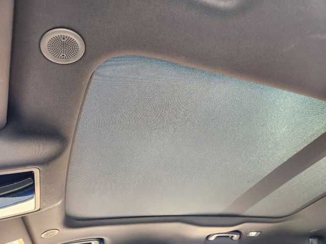 Used 2026 Jaguar F-PACE R-Dynamic S image 19