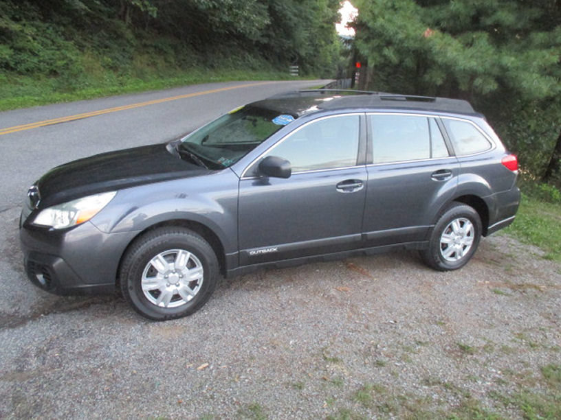 Used 2014 Subaru Outback 2.5i AWD/4WD image 1