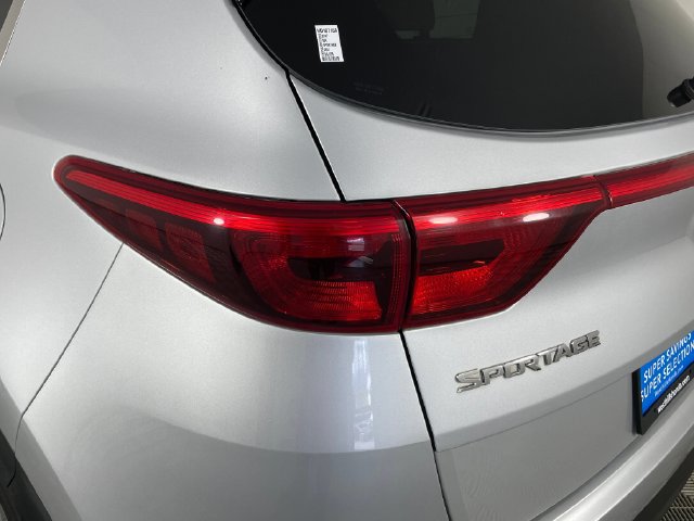 Used 2017 Kia Sportage LX AWD/4WD image 18