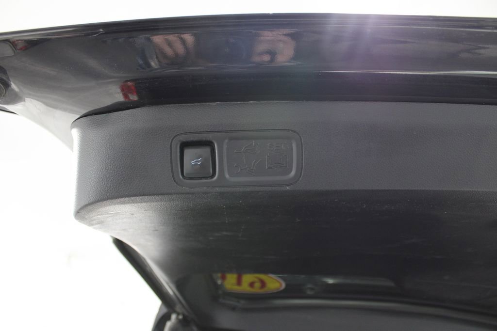 Used 2019 Ford Expedition XLT w/ Equipment Group 202A image 30