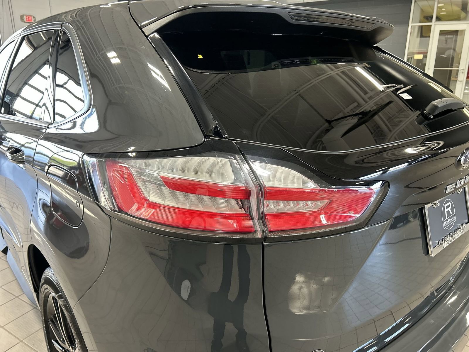 Used 2021 Ford Edge ST-Line AWD/4WD image 36