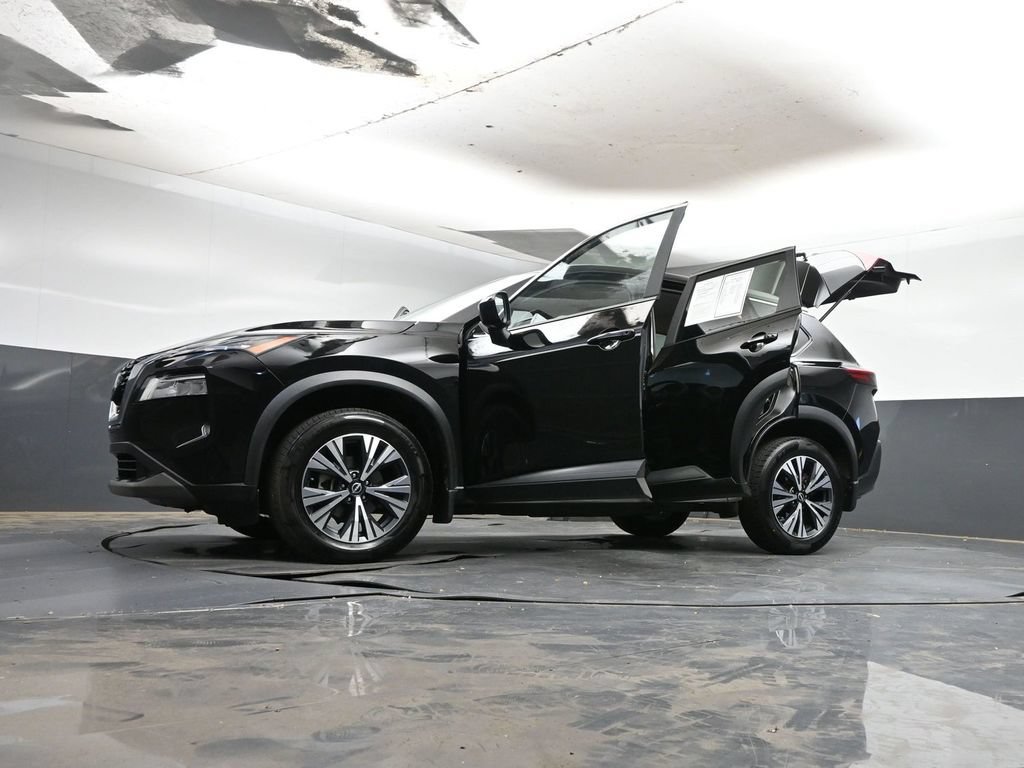 Used 2023 Nissan Rogue SV FWD image 42