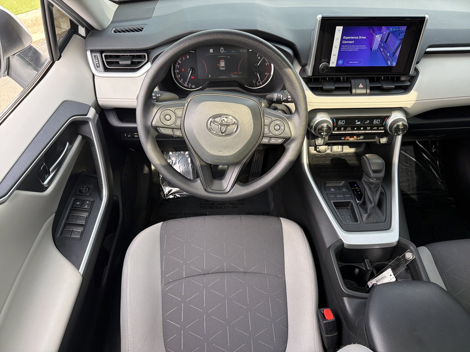 Used 2023 Toyota RAV4 XLE w/ Convenience Package FWD image 30