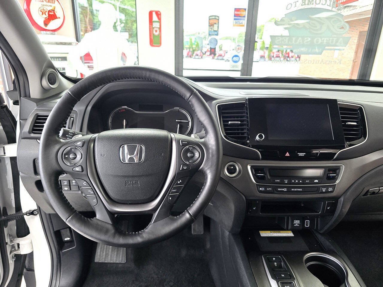 Used 2023 Honda Ridgeline RTL-E image 34