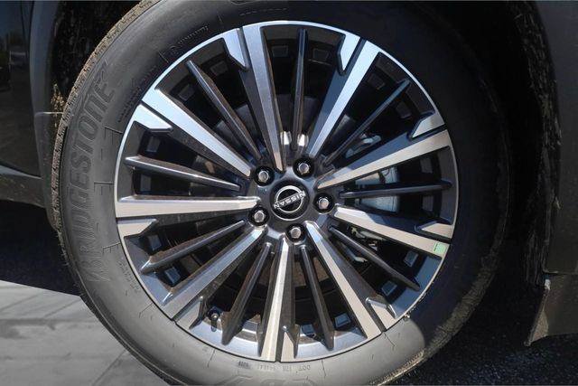 New 2026 Nissan Pathfinder Platinum AWD/4WD image 3