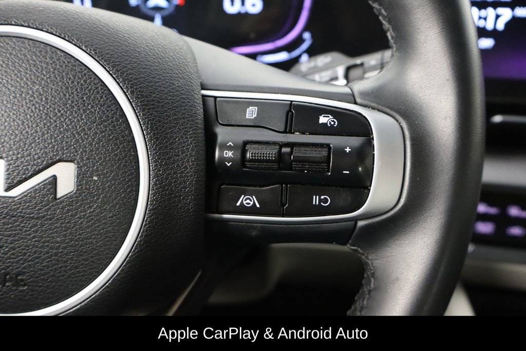 Used 2025 Kia Sportage EX image 10