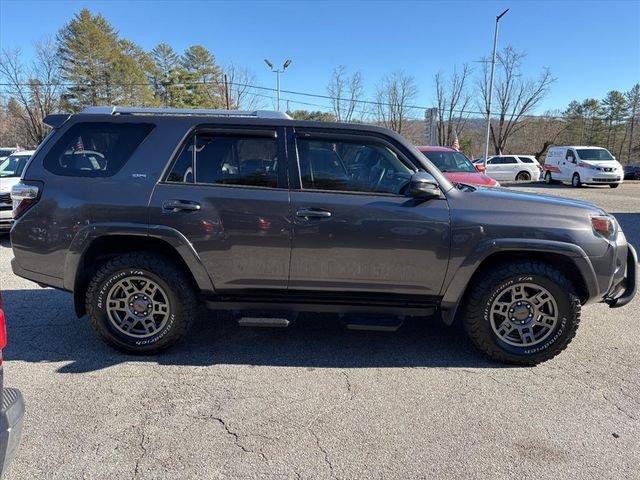 Used 2017 Toyota 4Runner SR5 image 3
