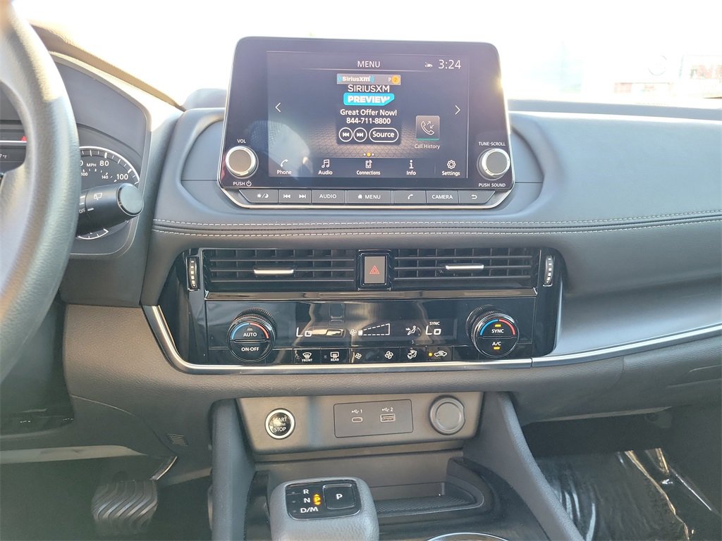 Used 2022 Nissan Rogue SV image 12