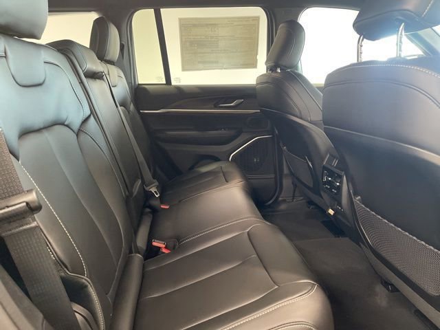 New 2026 Jeep Grand Cherokee Limited image 31