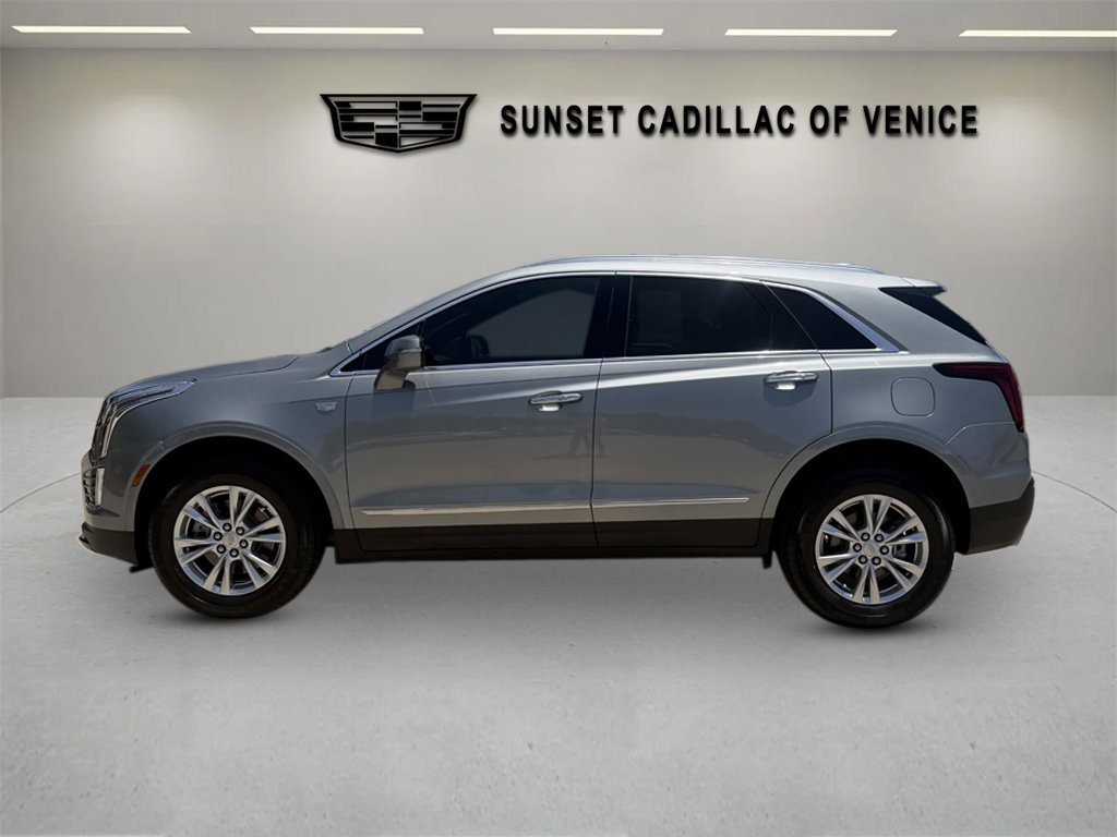 Certified 2025 Cadillac XT5 Luxury FWD image 6