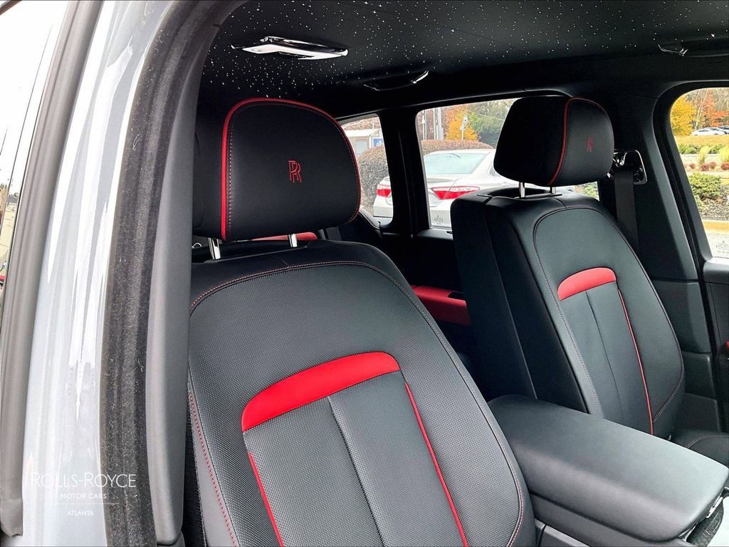Certified 2024 Rolls-Royce Cullinan Black Badge image 32
