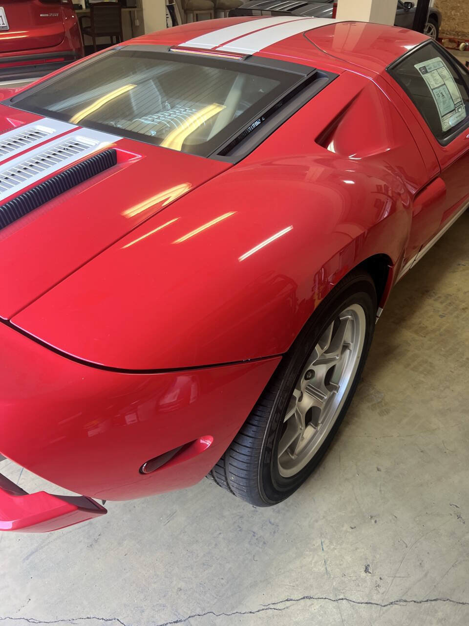 Used 2005 Ford GT RWD image 51