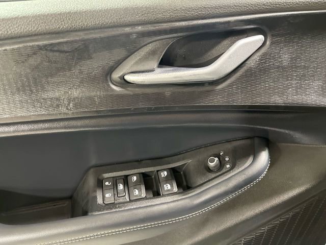 New 2026 Jeep Grand Cherokee L Laredo image 13