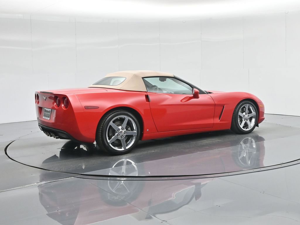 Used 2007 Chevrolet Corvette Convertible w/ Preferred Equipment Group image 29
