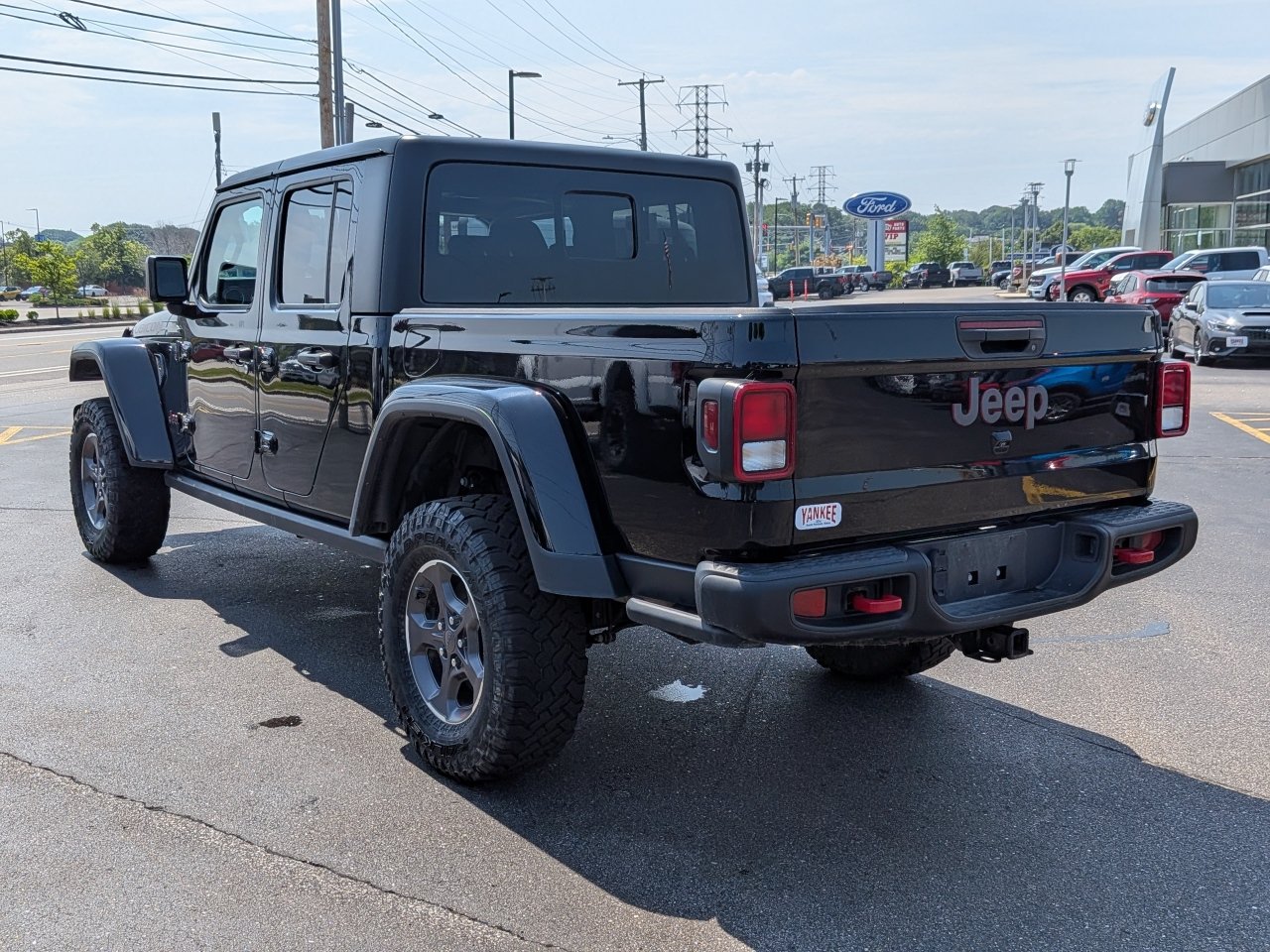 Used 2023 Jeep Gladiator Sport AWD/4WD image 6