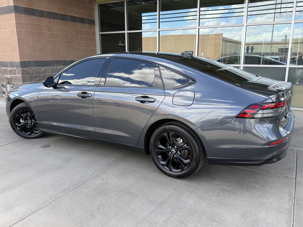 Used 2025 Honda Accord SE image 5