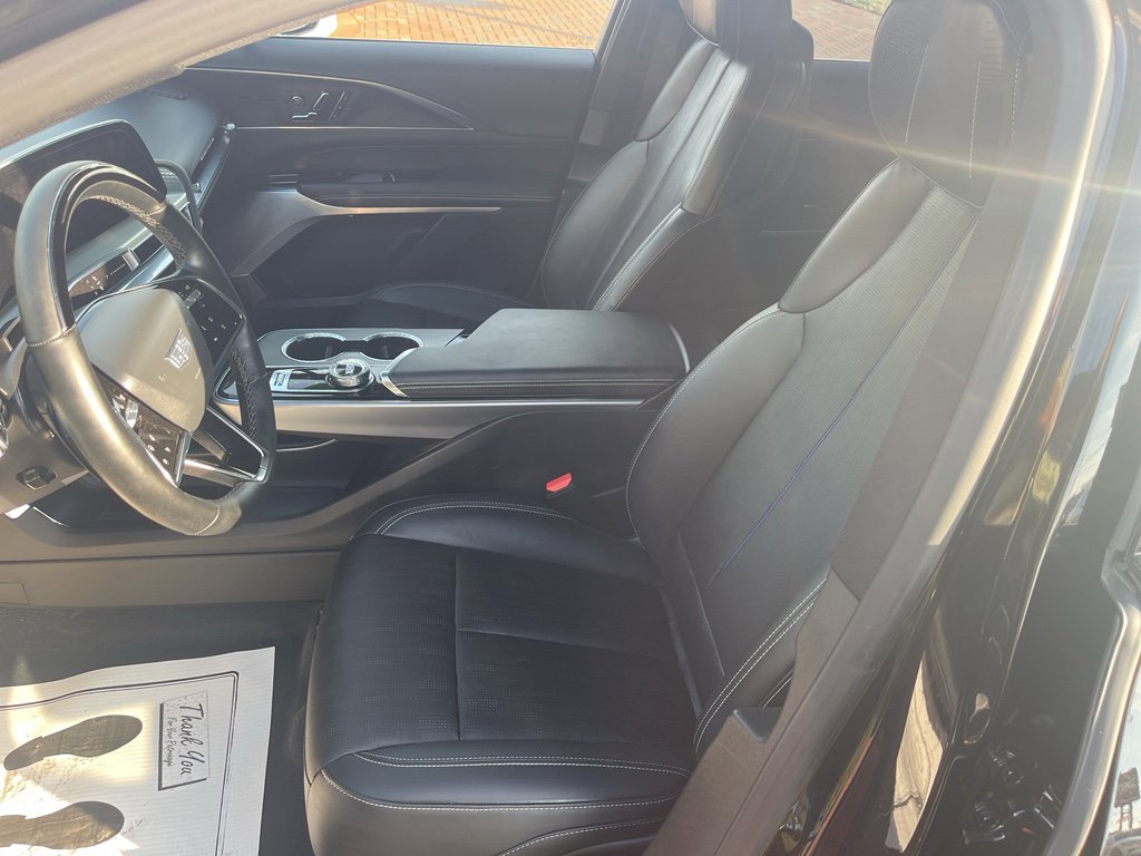 Used 2024 Cadillac Lyriq Luxury w/ LPO, Floor Liner Package image 15