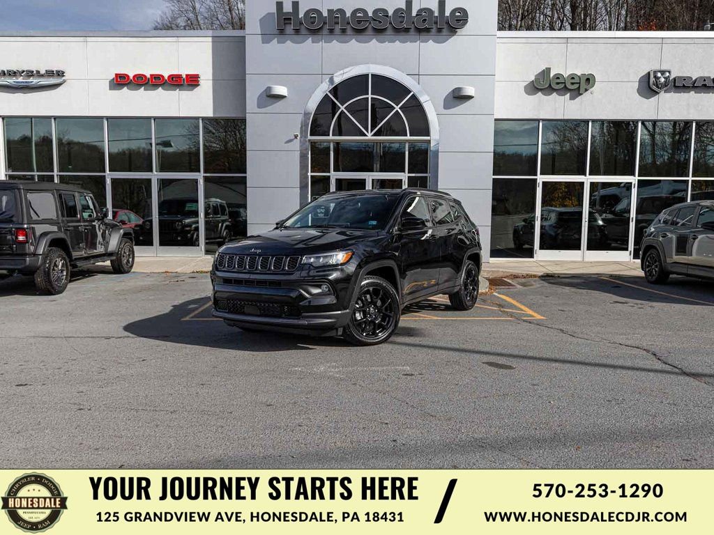 New 2026 Jeep Compass Latitude