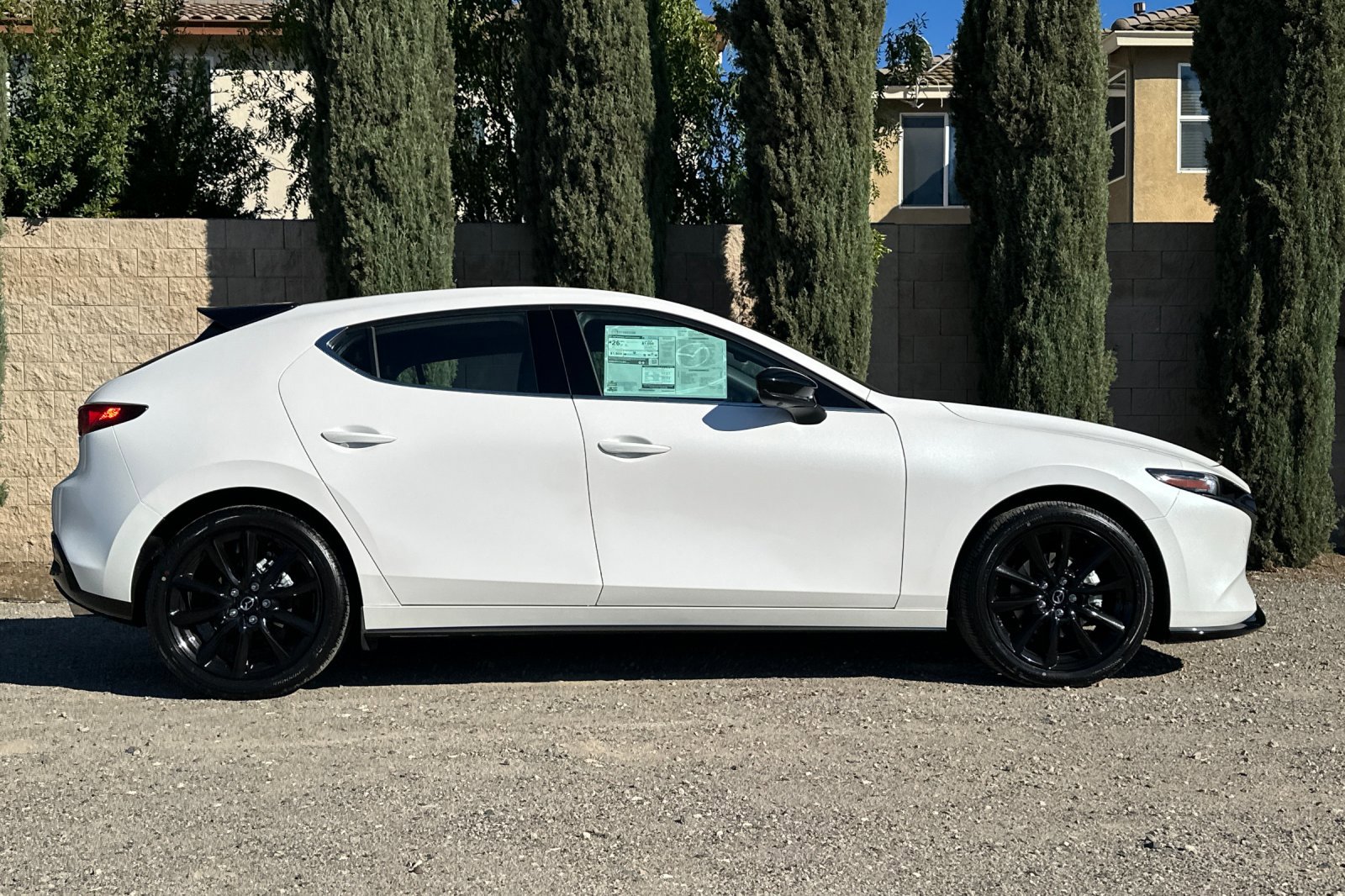 New 2026 MAZDA MAZDA3 Hatchback w/Premium Plus Pkg image 3