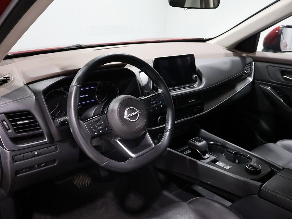 Used 2023 Nissan Rogue SV w/ SV Premium B Package image 18