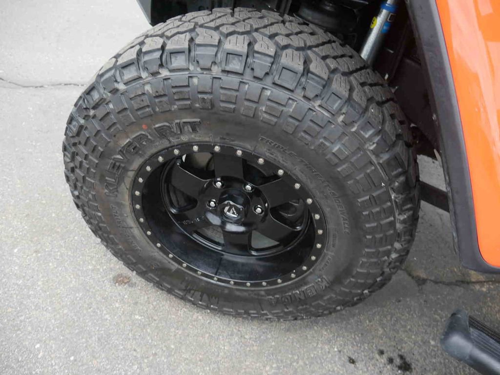 Used 2018 Jeep Wrangler Unlimited Rubicon image 13