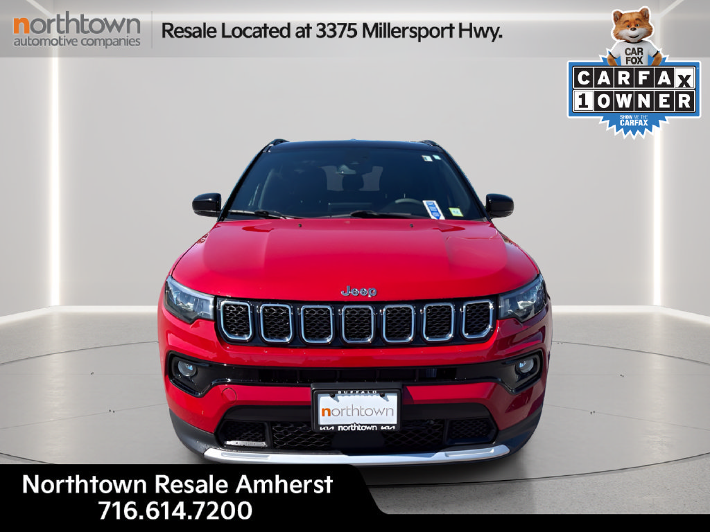 Used 2023 Jeep Compass Limited AWD/4WD image 2