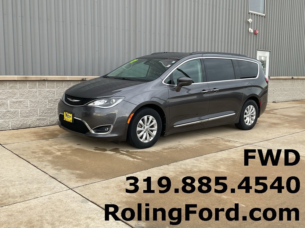 Used 2017 Chrysler Pacifica Touring-L