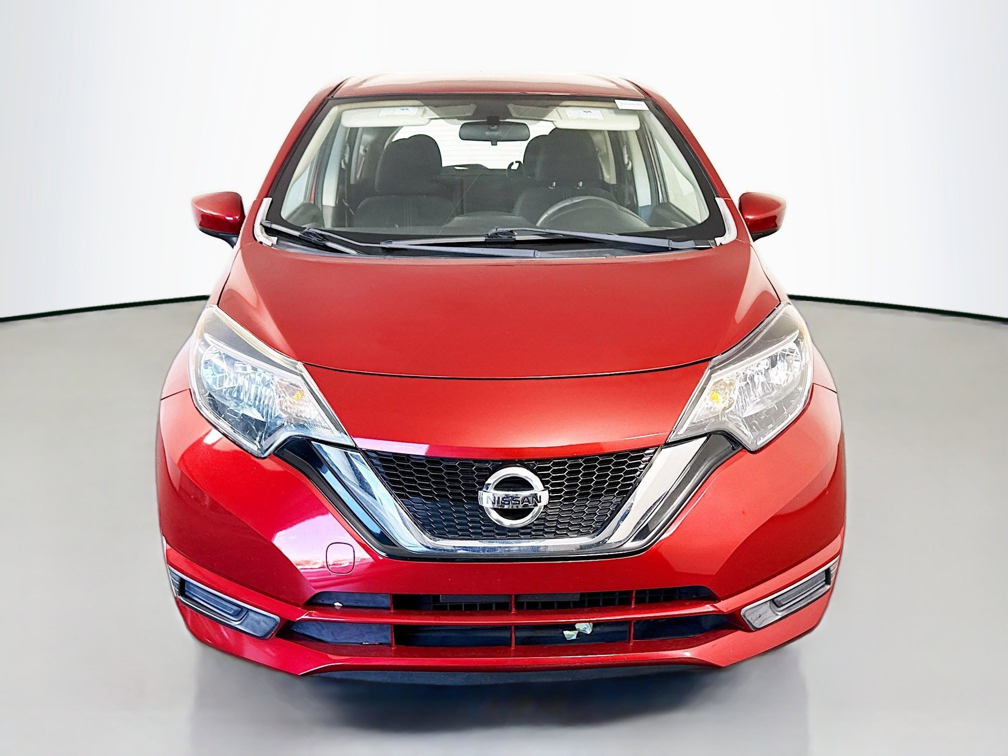 Used 2019 Nissan Versa Note SV image 2