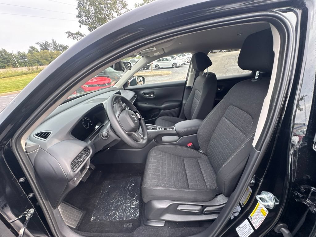 New 2027 Honda HR-V LX image 14
