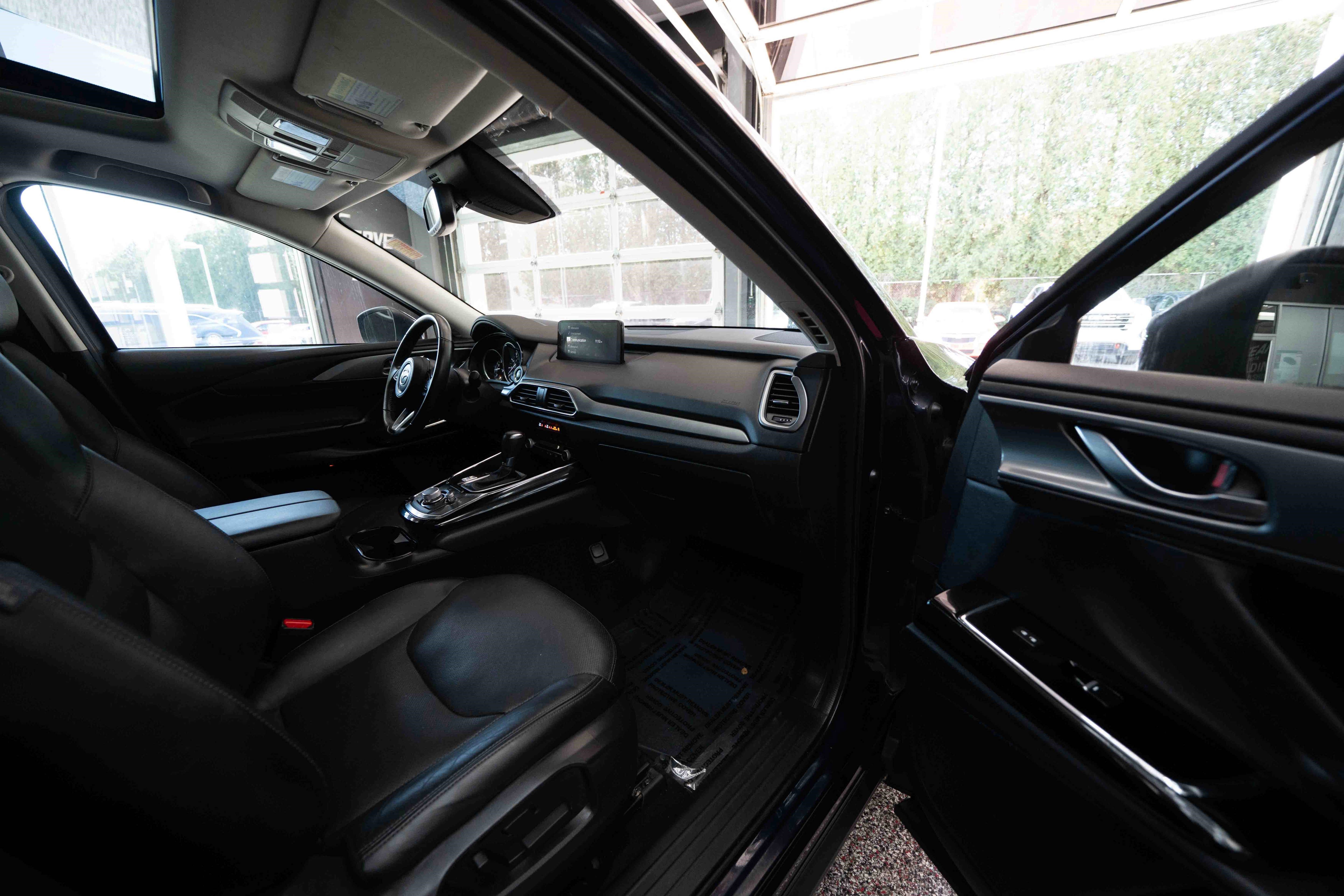 Used 2023 MAZDA CX-9 Touring image 26