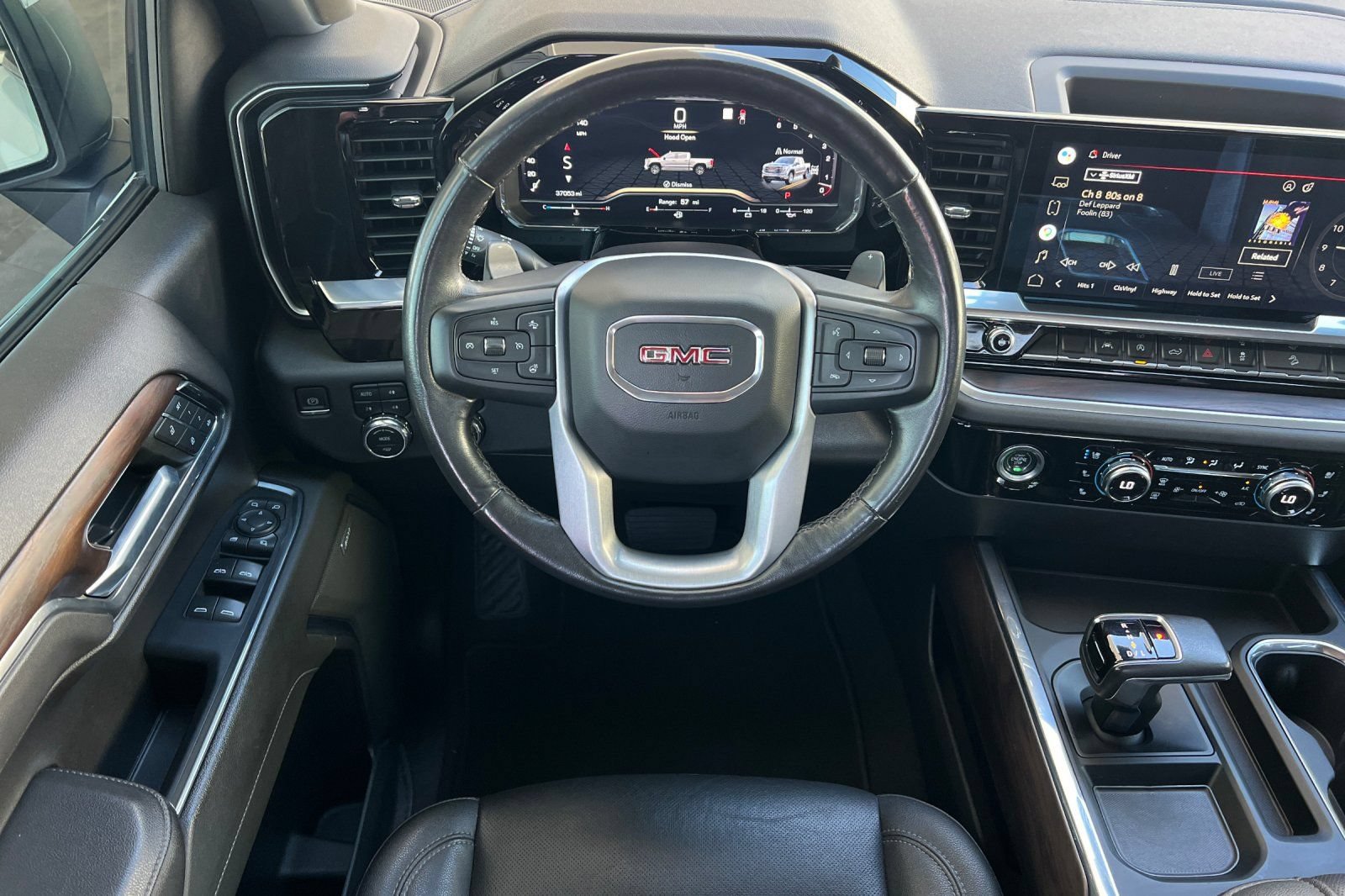 Used 2022 GMC Sierra 1500 SLT w/ SLT Convenience Package AWD/4WD image 18