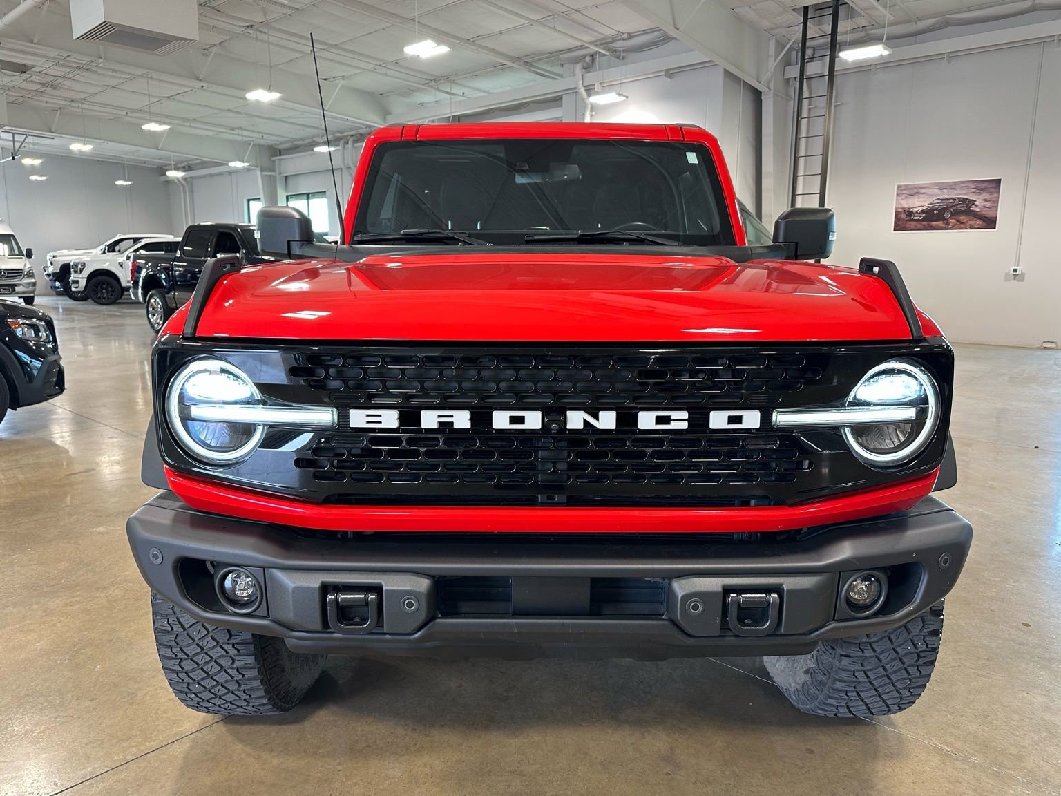 Used 2023 Ford Bronco Wildtrak image 2