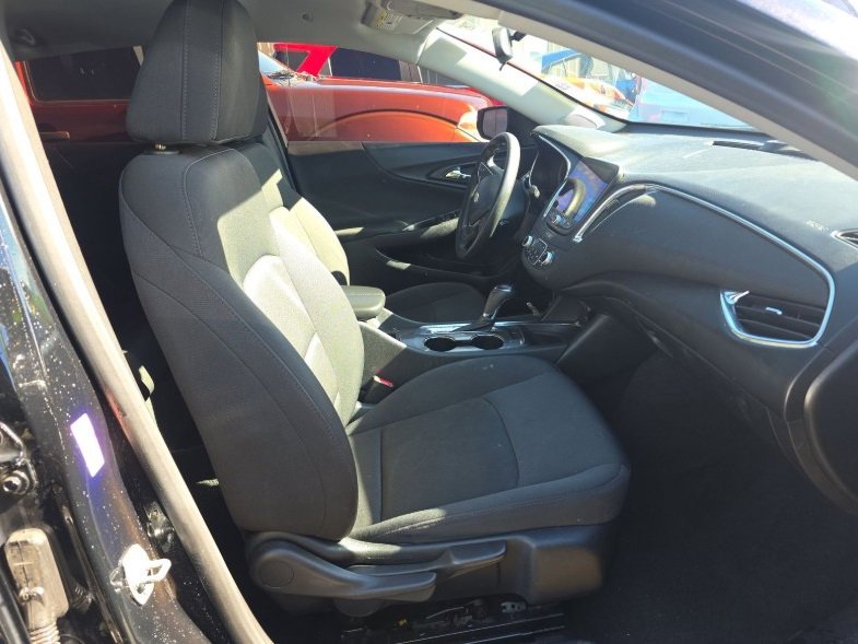 Used 2020 Chevrolet Malibu LT image 14