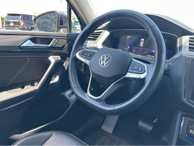 Used 2024 Volkswagen Tiguan SE FWD image 8