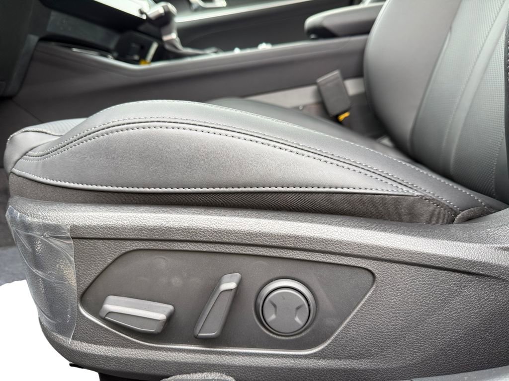 New 2026 Kia K5 EX image 10