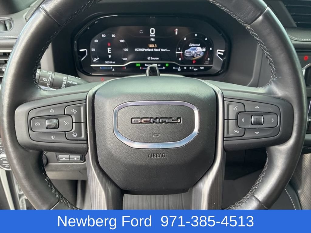 Used 2024 GMC Yukon XL Denali Ultimate AWD/4WD image 17
