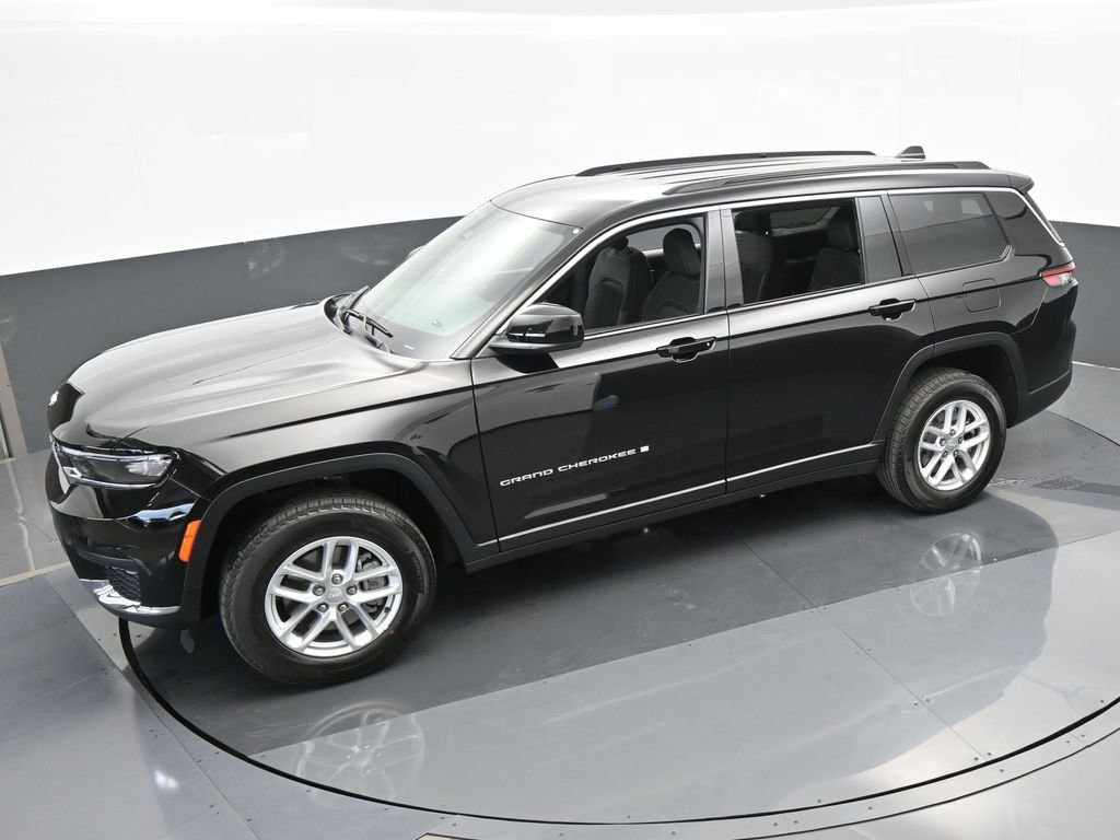 Used 2024 Jeep Grand Cherokee L Laredo w/ Luxury Tech Group I image 40