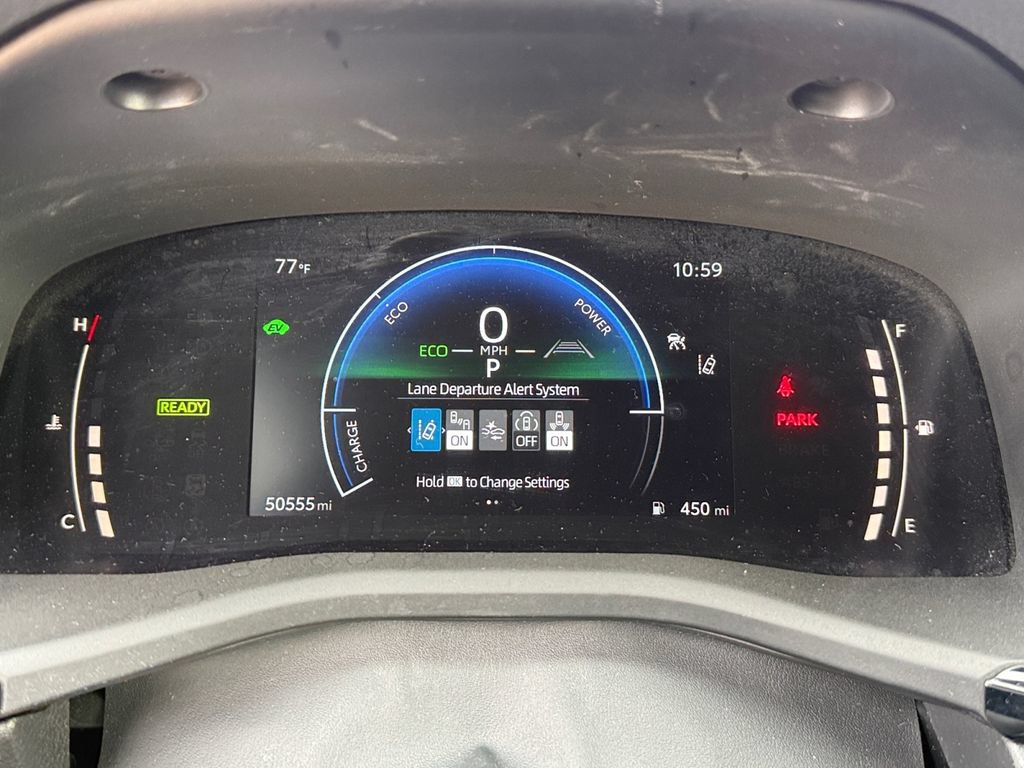 Used 2025 Toyota Camry SE FWD image 13