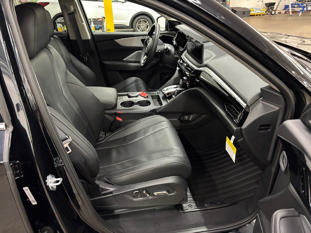Certified 2026 Acura MDX w/ Technology Package AWD/4WD image 21