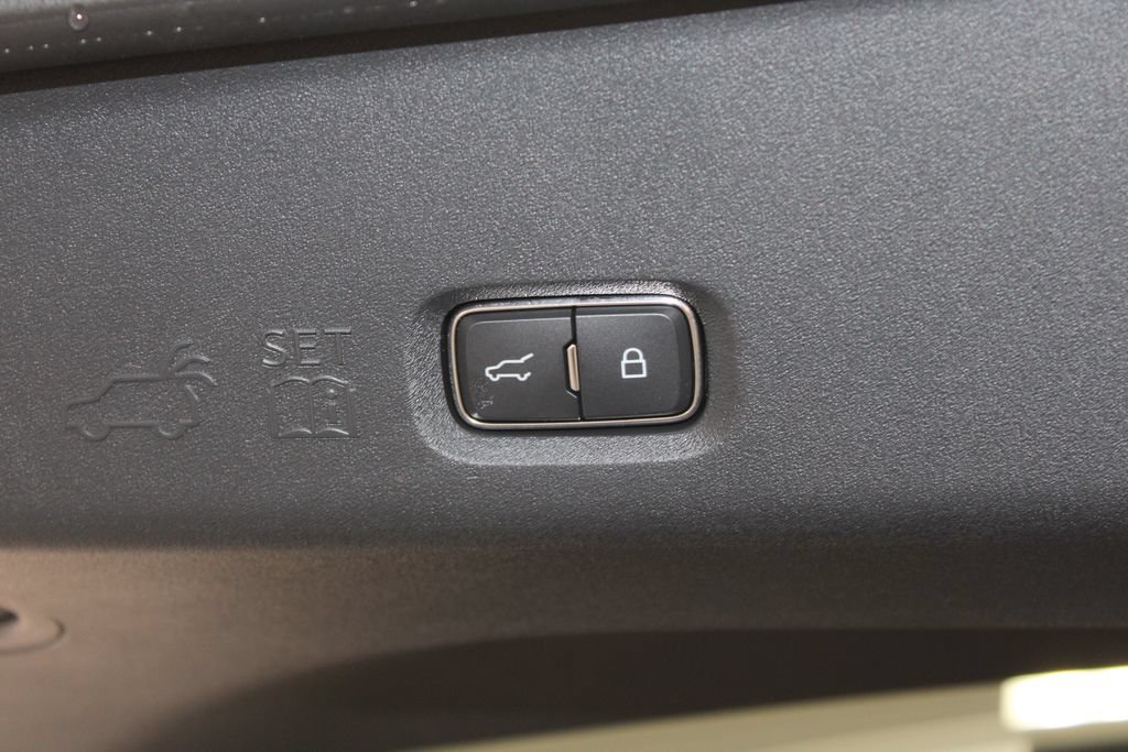 New 2027 Lincoln Navigator Reserve RWD image 17