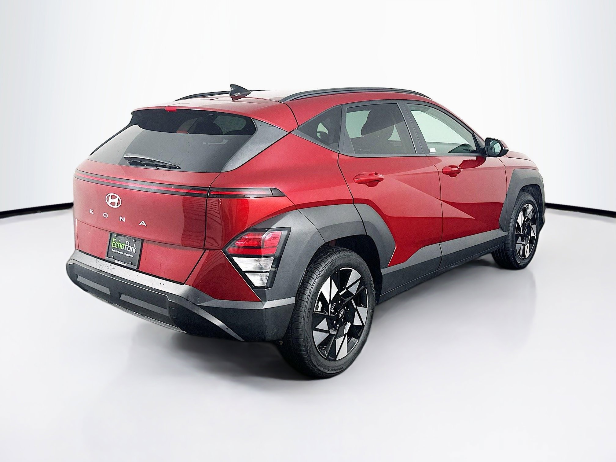 Used 2025 Hyundai Kona SEL image 9