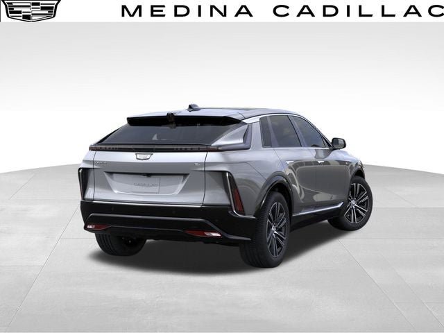 New 2027 Cadillac Lyriq Luxury w/ LPO, Floor Liner Package AWD/4WD image 4