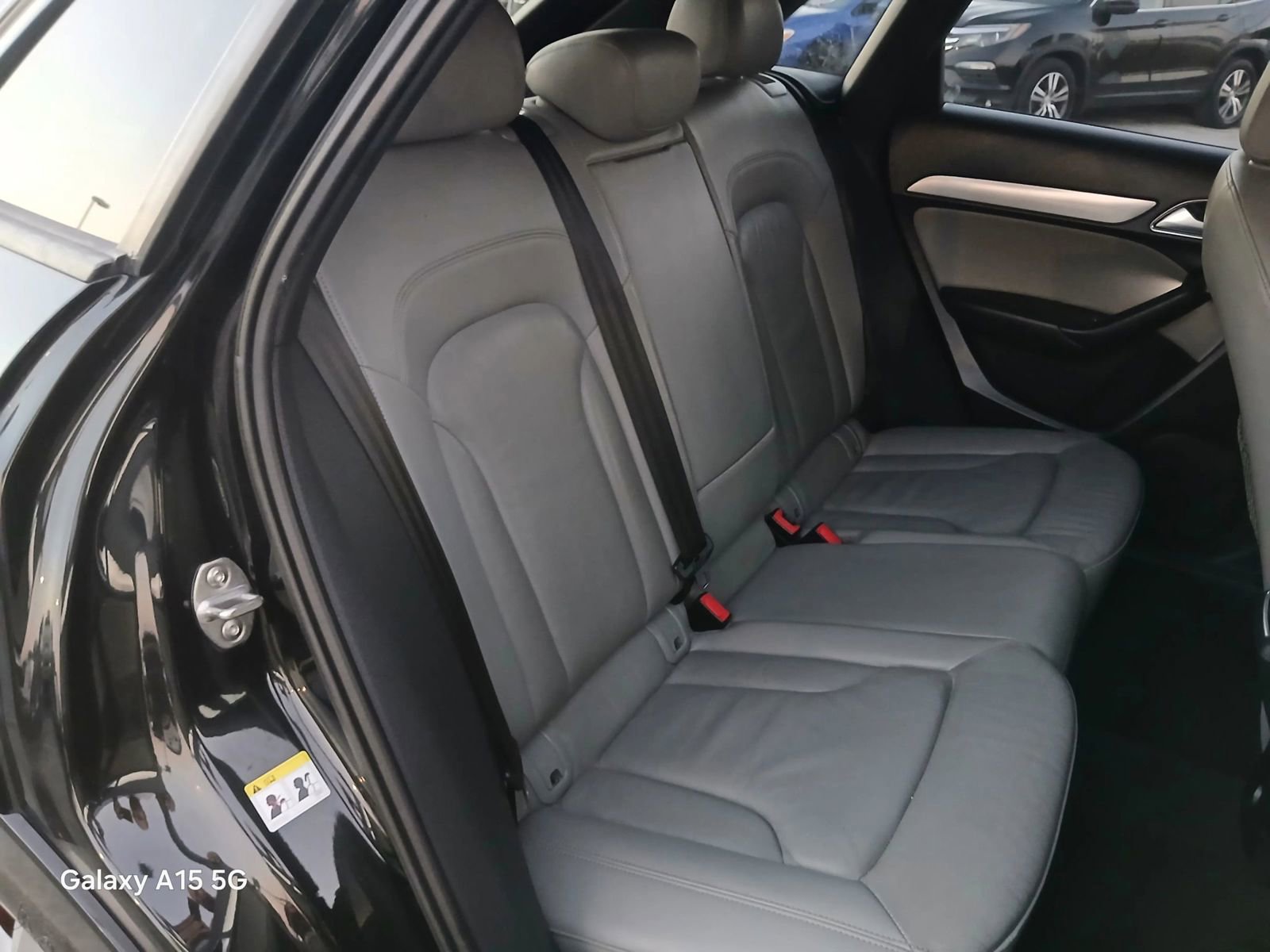 Used 2018 Audi Q3 2.0T Premium FWD image 16