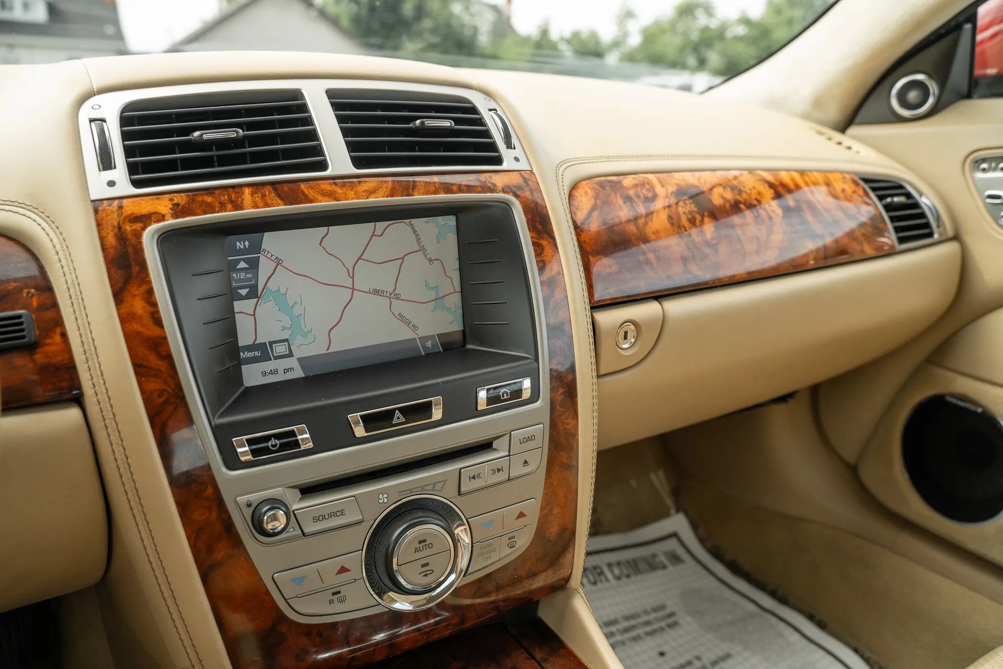 Used 2010 Jaguar XK Coupe RWD image 18