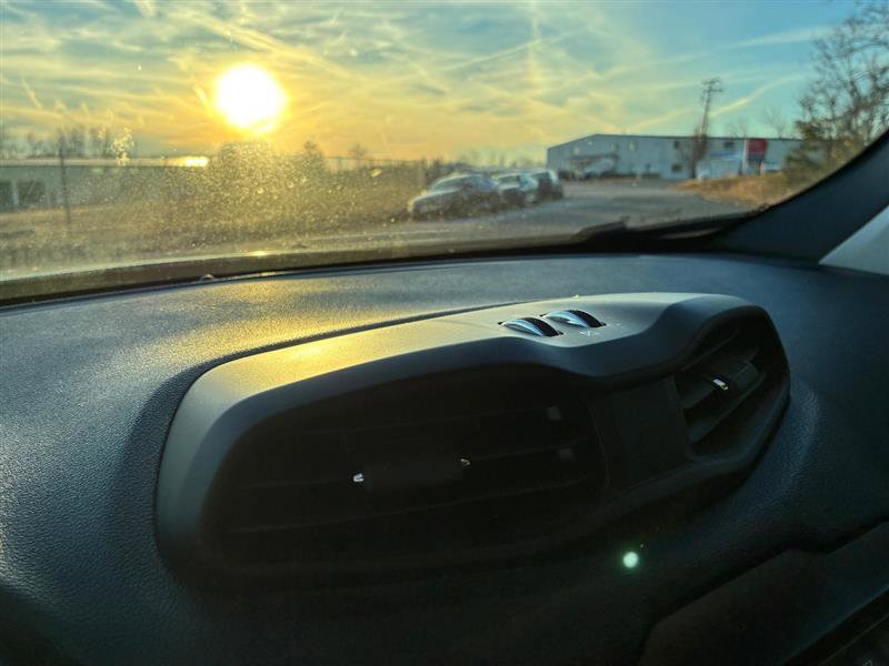 Used 2021 Jeep Renegade Latitude image 18