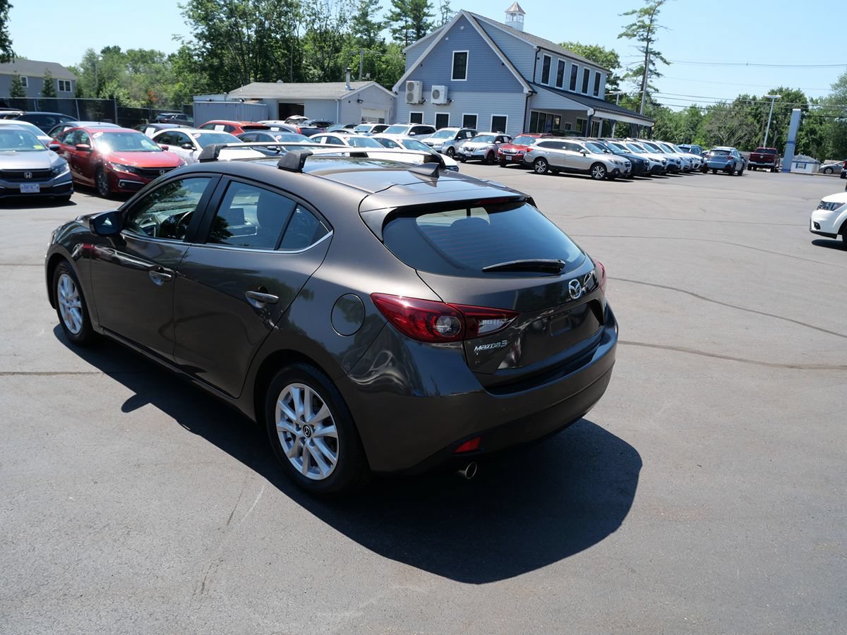 Used 2016 MAZDA MAZDA3 i Grand Touring FWD image 5