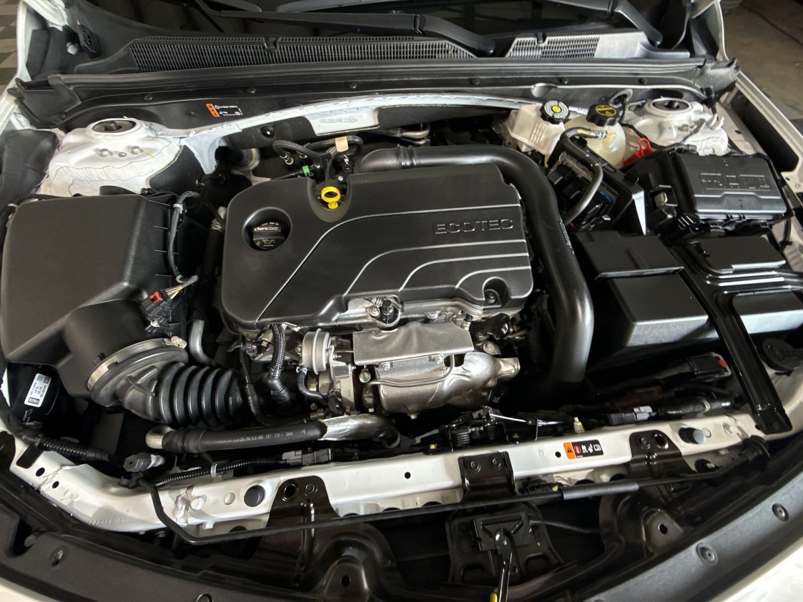 Used 2024 Chevrolet Malibu LT FWD image 27