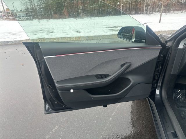 Used 2025 Tesla Model 3 Long Range image 19