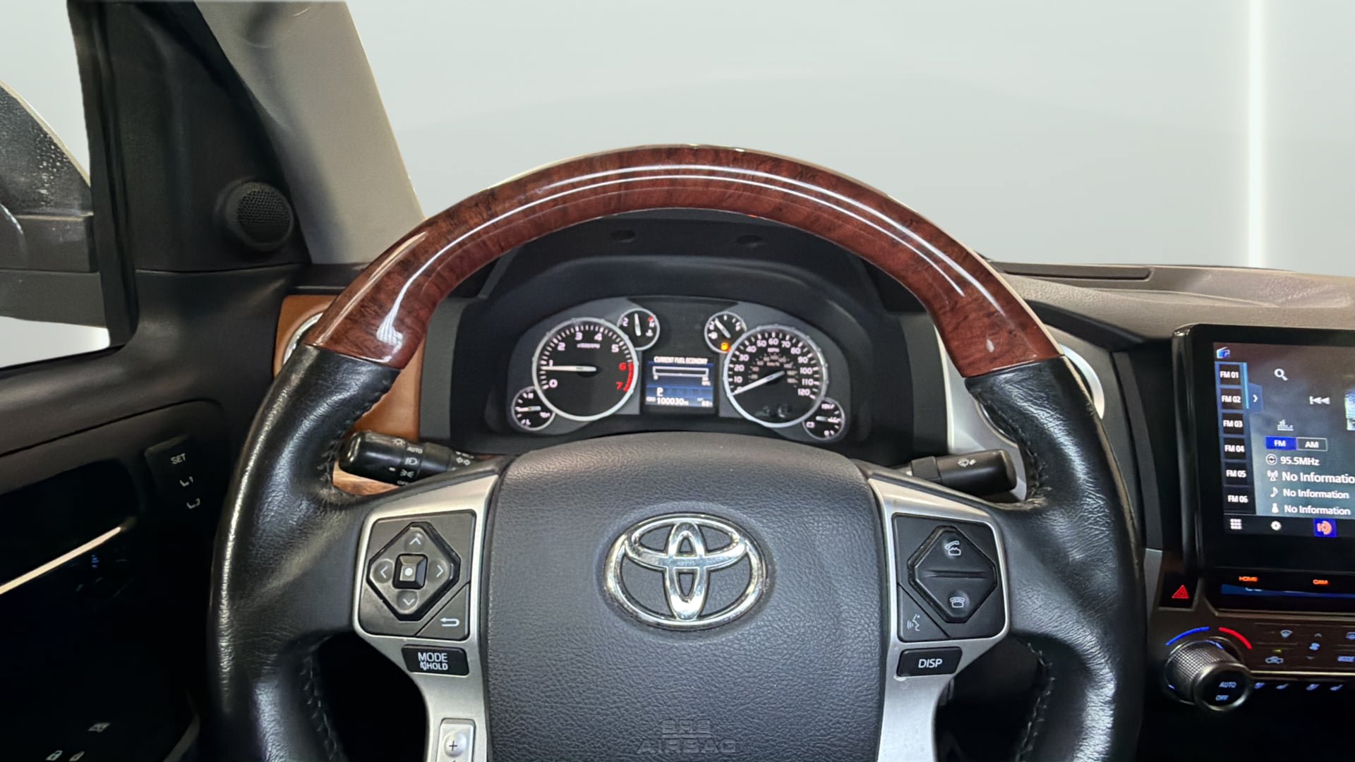Used 2016 Toyota Tundra 1794 Edition AWD/4WD image 28