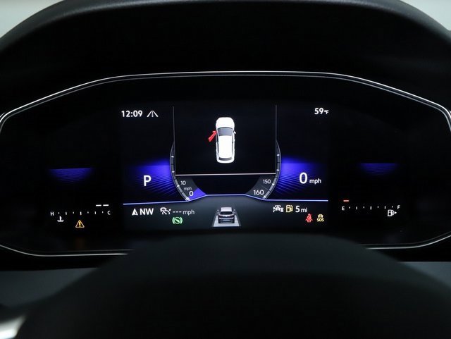 Used 2025 Volkswagen Jetta SE w/ Black Wheel Package image 23